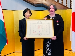 勲記・勲章の授与